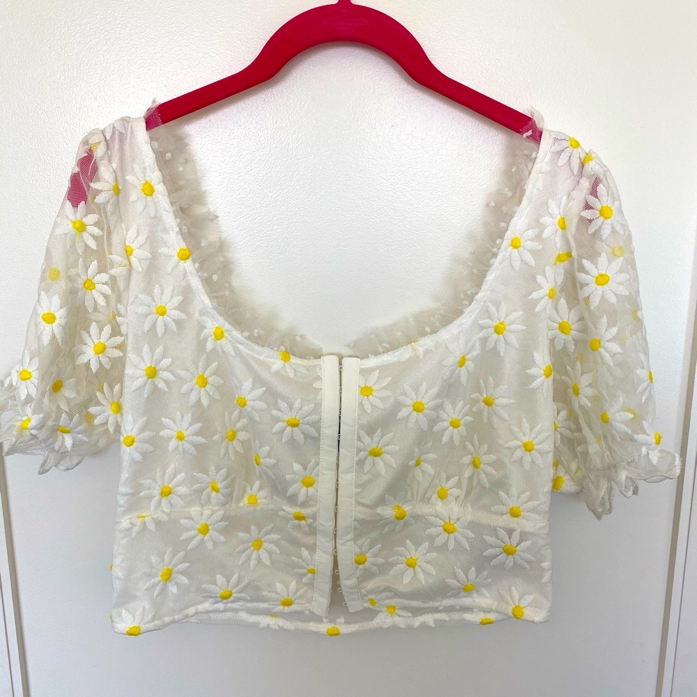Daisy Top